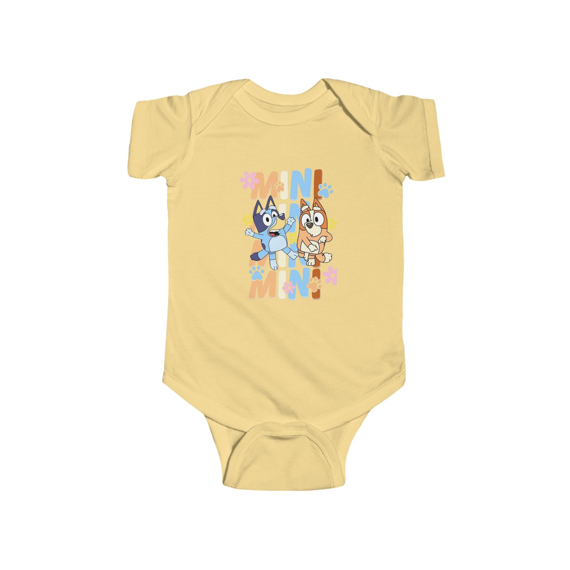 Infant and toddler Bluey onesie bodysuit, suitable for newborns, baby shower gift idea, cute and durable baby clothes.
