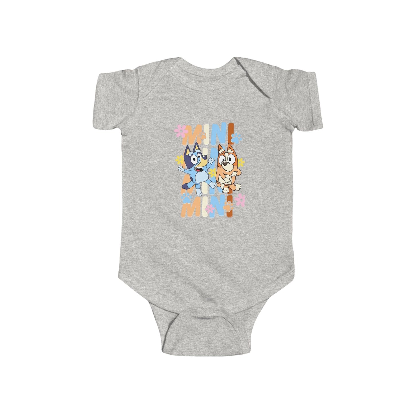 Cute Bluey infant bodysuit, ideal baby shower gift, newborn and toddler outfit, soft and comfortable baby clothes.